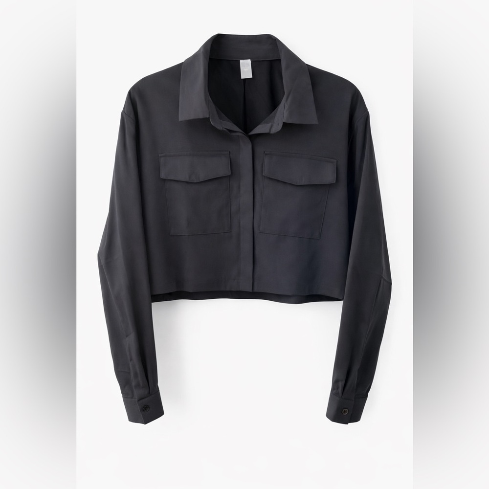 Beyond Yoga Cropped Button Front Jacket Black Col… - image 2
